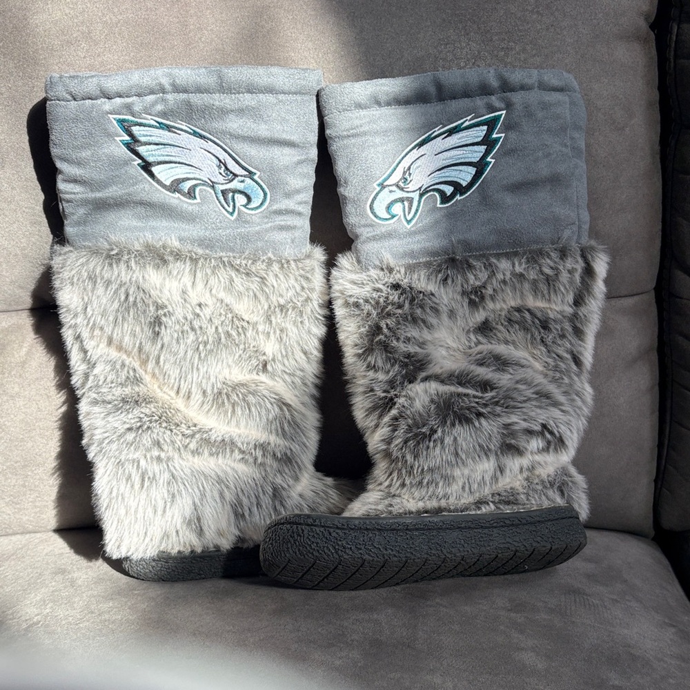 Philadelphia Eagles Gray Faux Fur Winter Boots